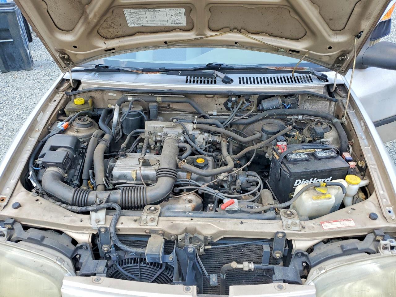 1997 Ford Aspire Серебряный vin: KNJLT06H4V6198990