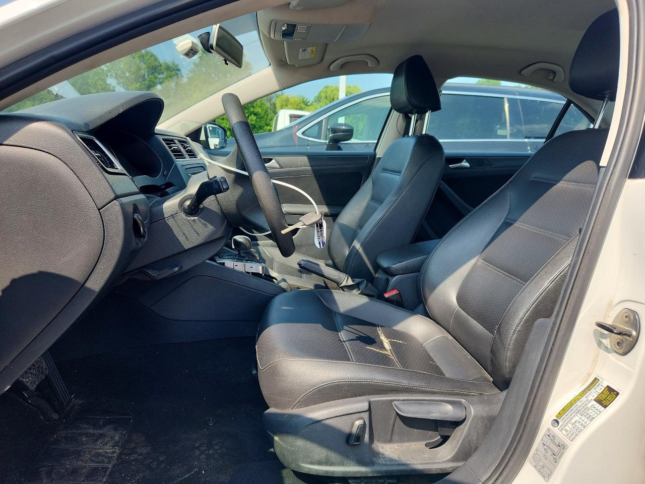 2014 Volkswagen Jetta Se Белый vin: 3VWD17AJXEM294572