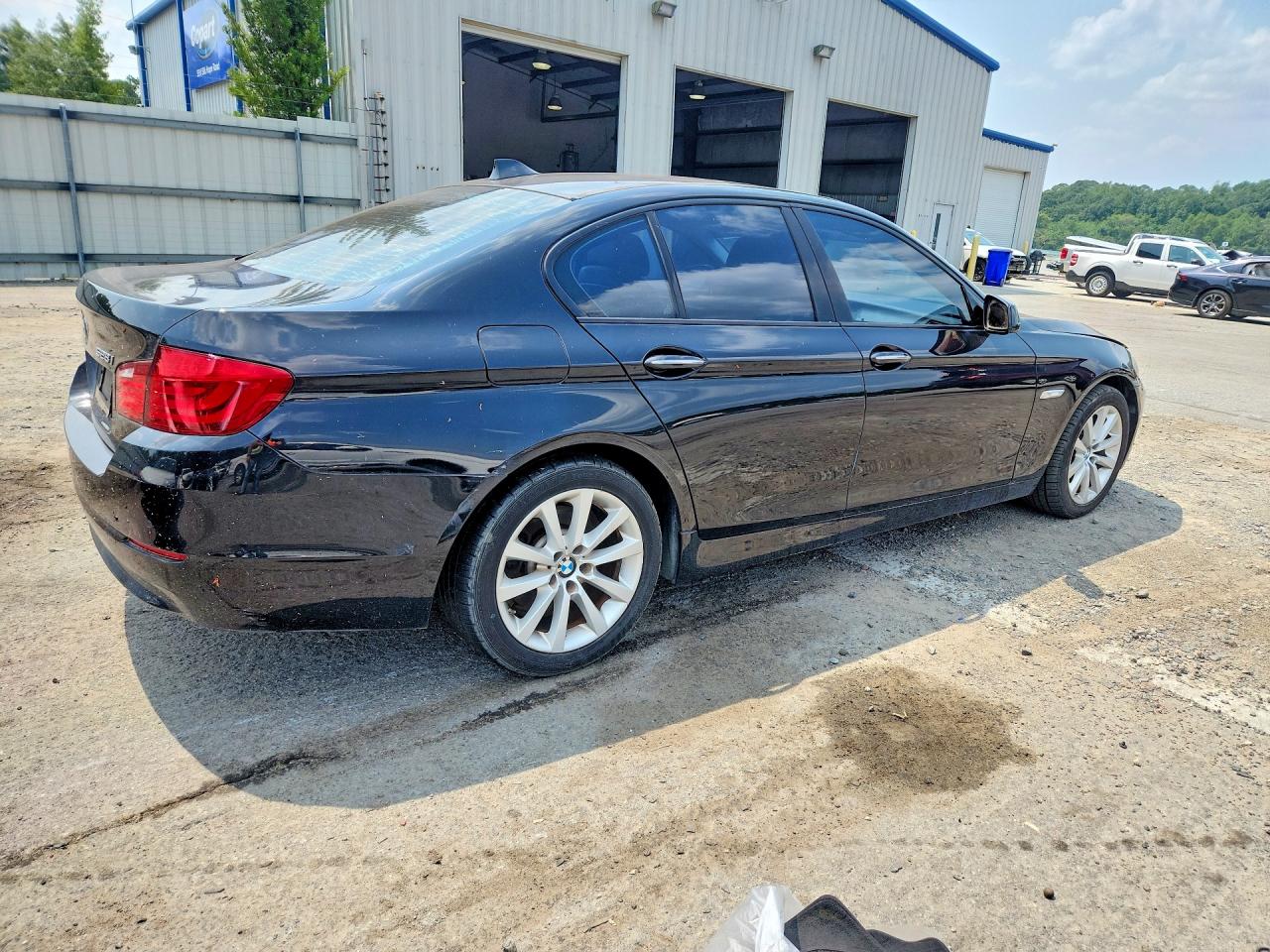 2011 Bmw 528 I Черный vin: WBAFR1C50BC750171