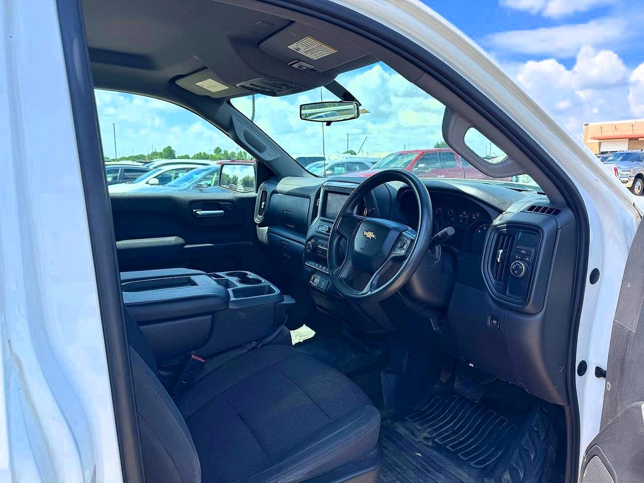 2020 Chevrolet Silverado C1500 White vin: 3GCNWAEF2LG235197