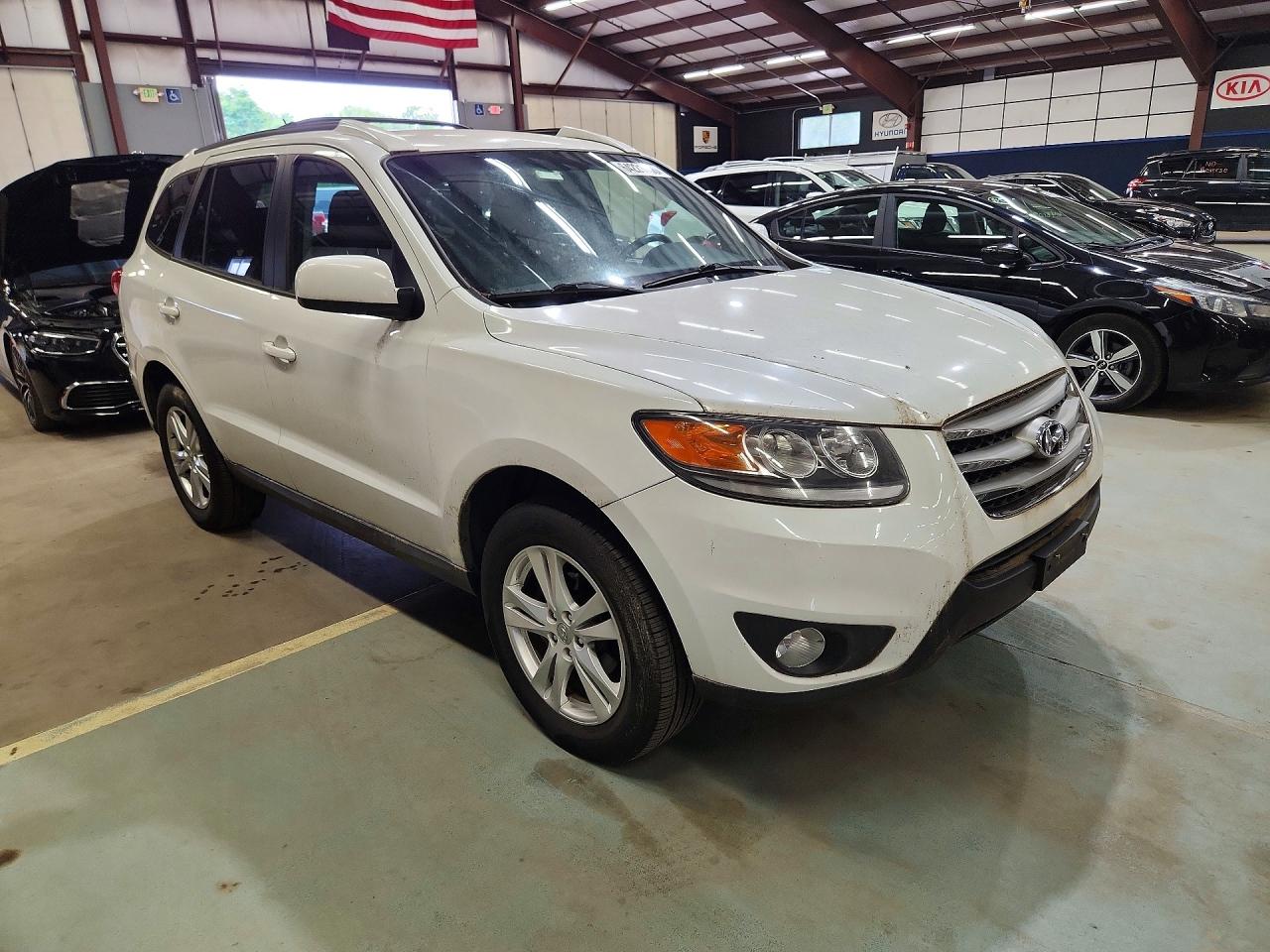 2012 Hyundai Santa Fe Se White vin: 5XYZHDAG8CG156451