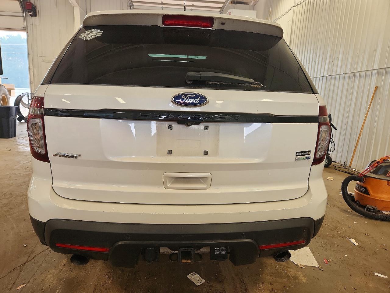 2015 Ford Explorer Sport White vin: 1FM5K8GT3FGA40647