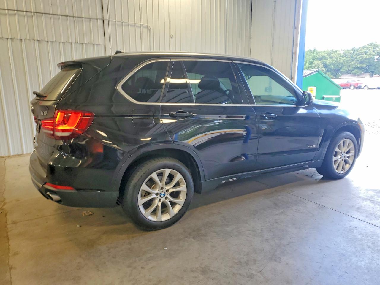 2015 Bmw X5 Xdrive35i Черный vin: 5UXKR0C51F0P13776