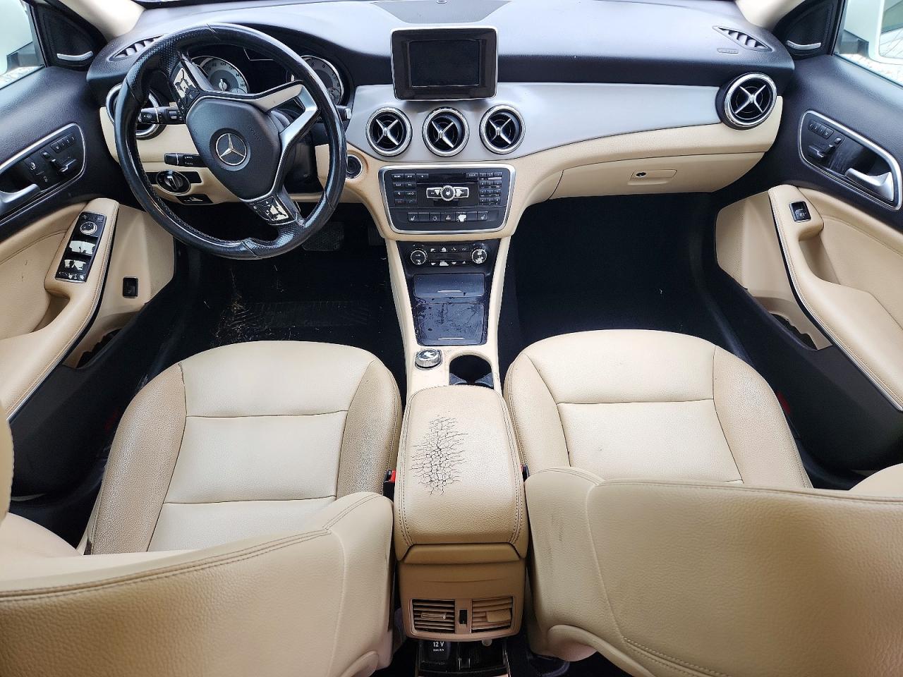 2015 Mercedes-benz Gla 250 White vin: WDCTG4EB4FJ141967
