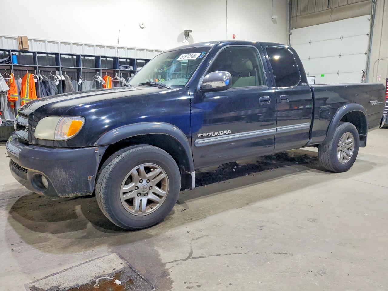 2004 Toyota Tundra Access Cab Sr5 Черный vin: 5TBRT34114S452506