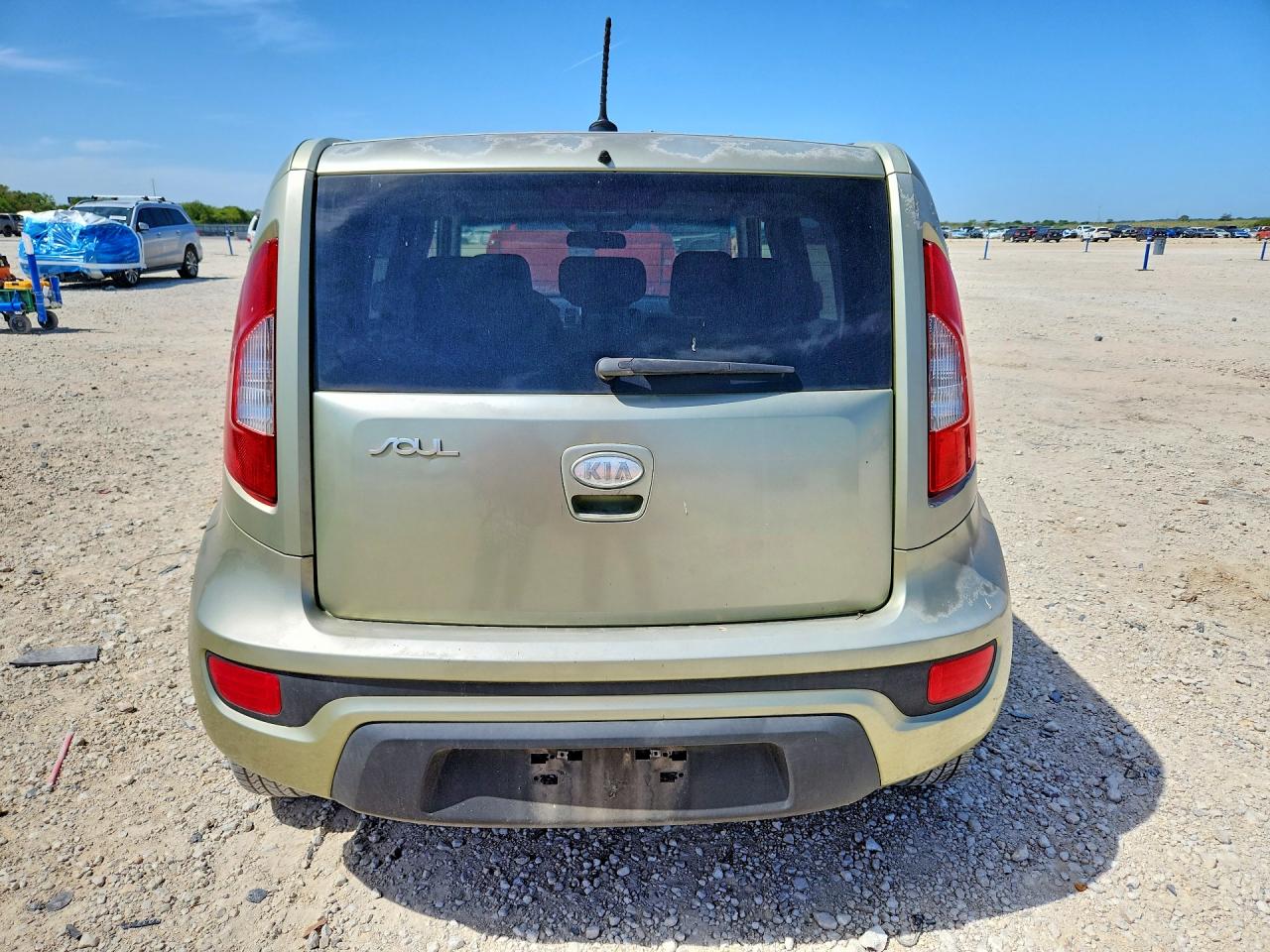 2012 Kia Soul Base Green vin: KNDJT2A54C7360059