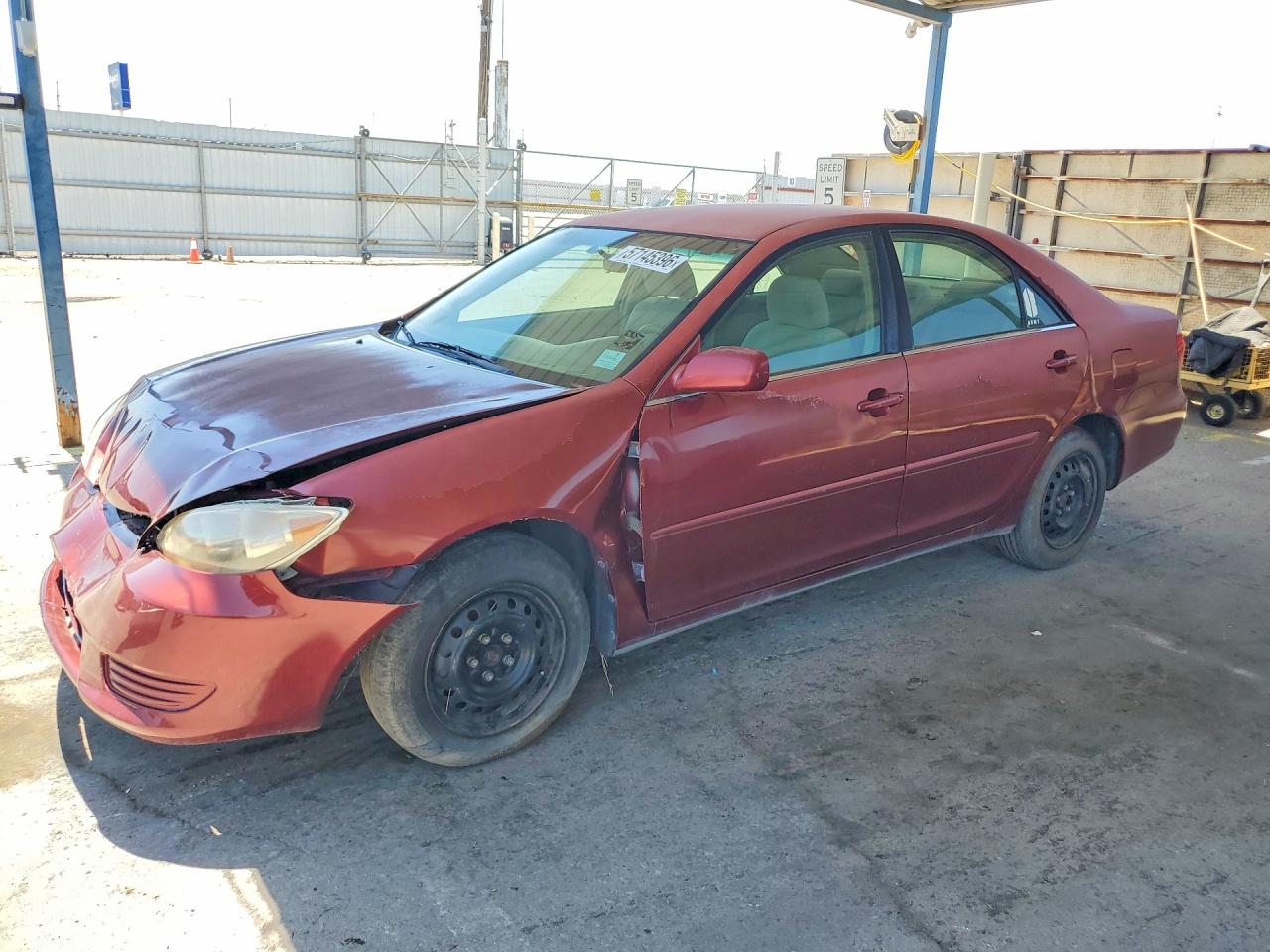 2005 Toyota Camry Le Темно-бордовый vin: 4T1BE32K85U062980