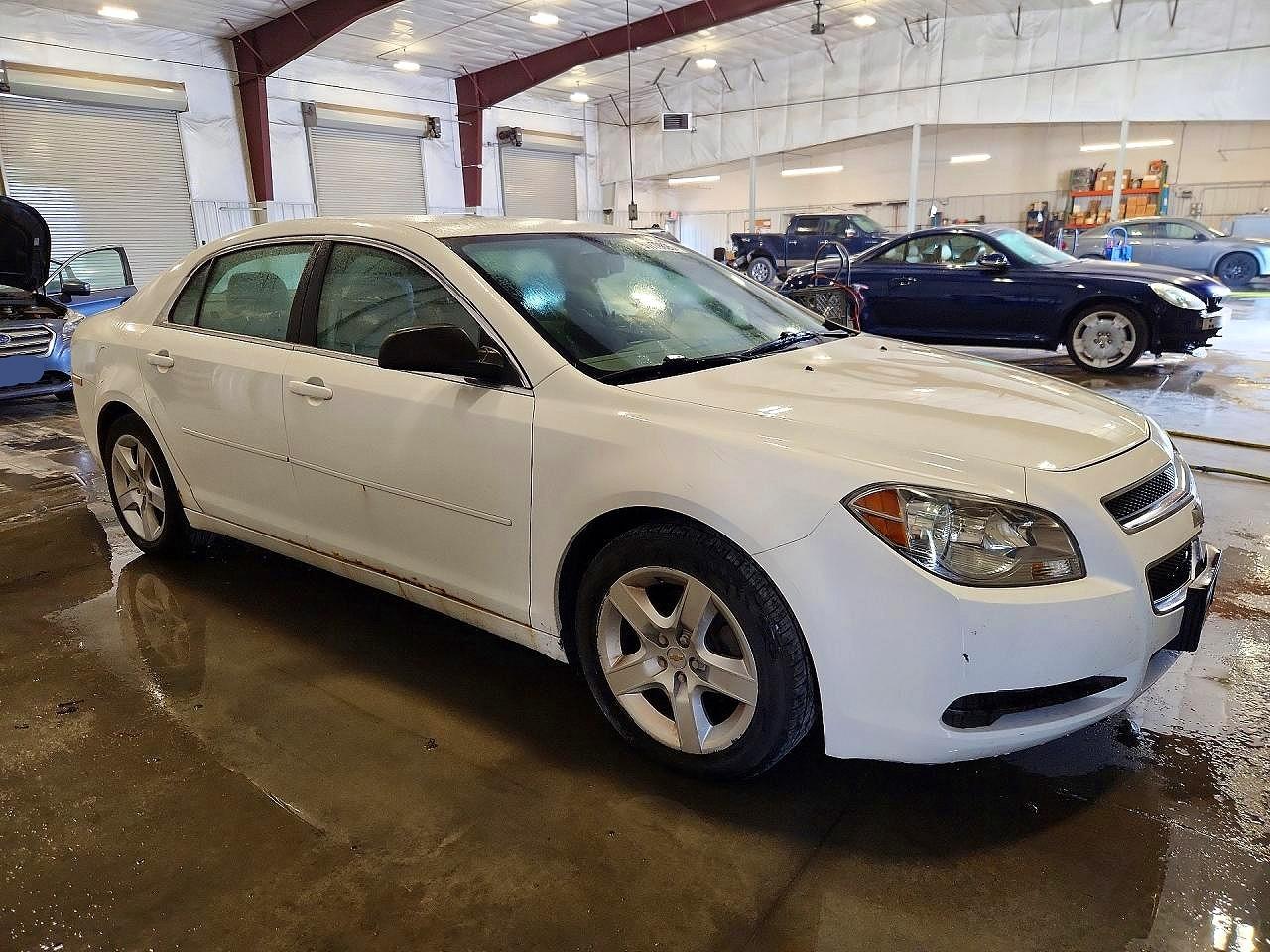 2012 Chevrolet Malibu Ls White vin: 1G1ZB5E08CF171953