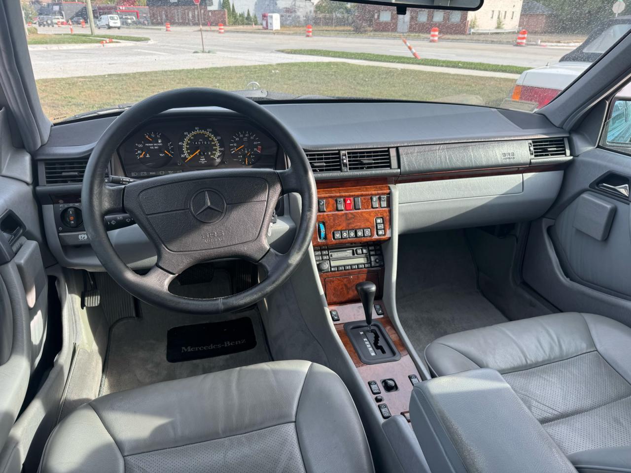 1995 Mercedes-benz E 320 Base Blue vin: WDBEA32E2SC266939