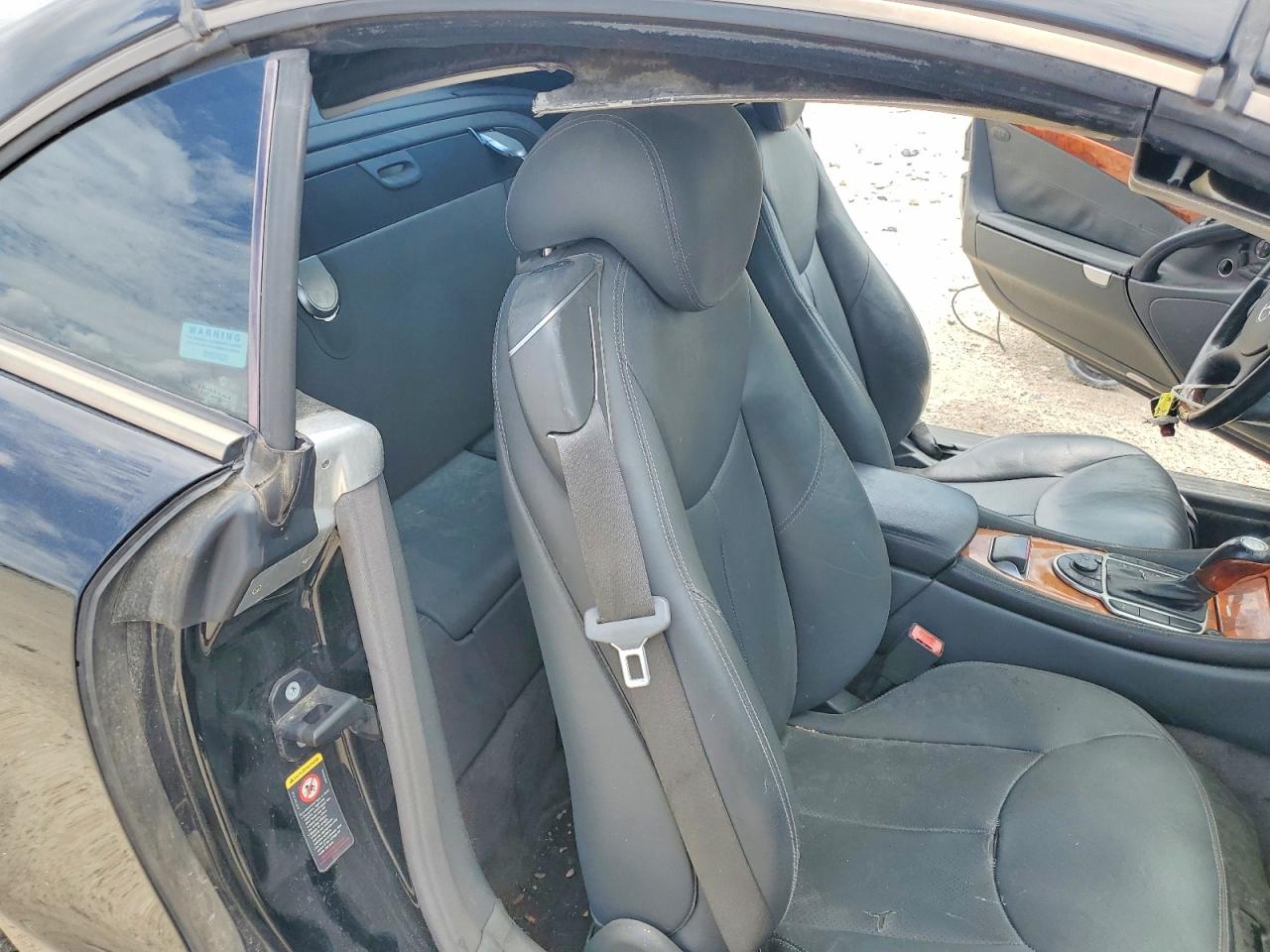 2004 Mercedes-benz Sl 500 Black vin: WDBSK75FX4F085052