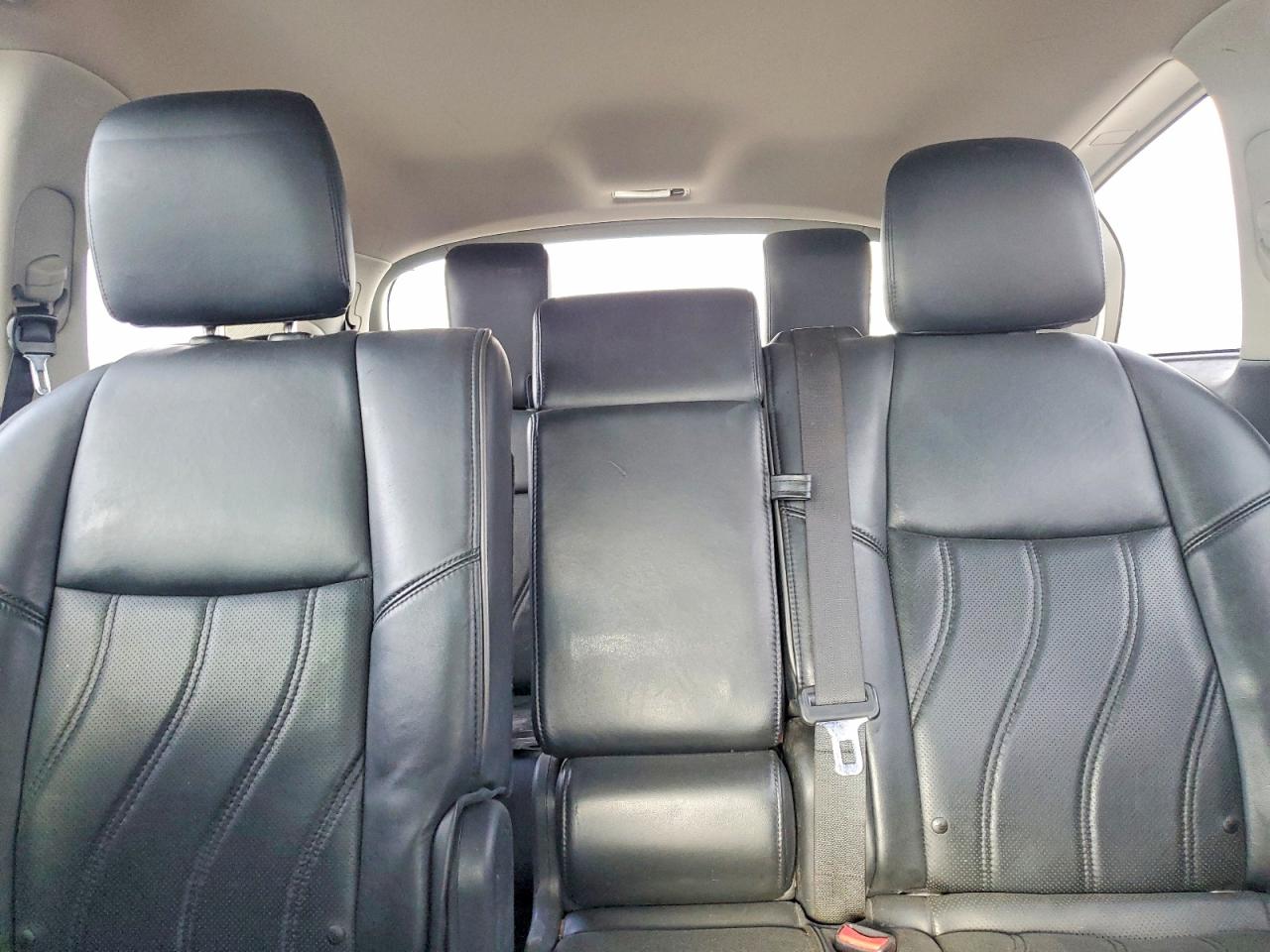 2013 Infiniti Jx35 Base Silver vin: 5N1AL0MN7DC348542