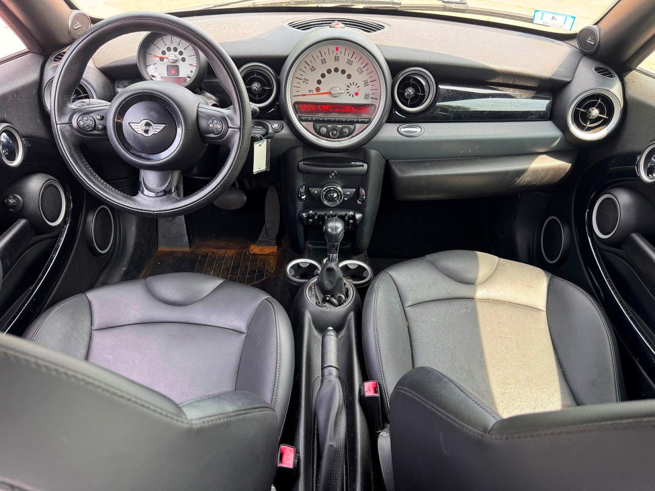 2012 Mini Cooper Coupe Red vin: WMWSX1C54CT163963