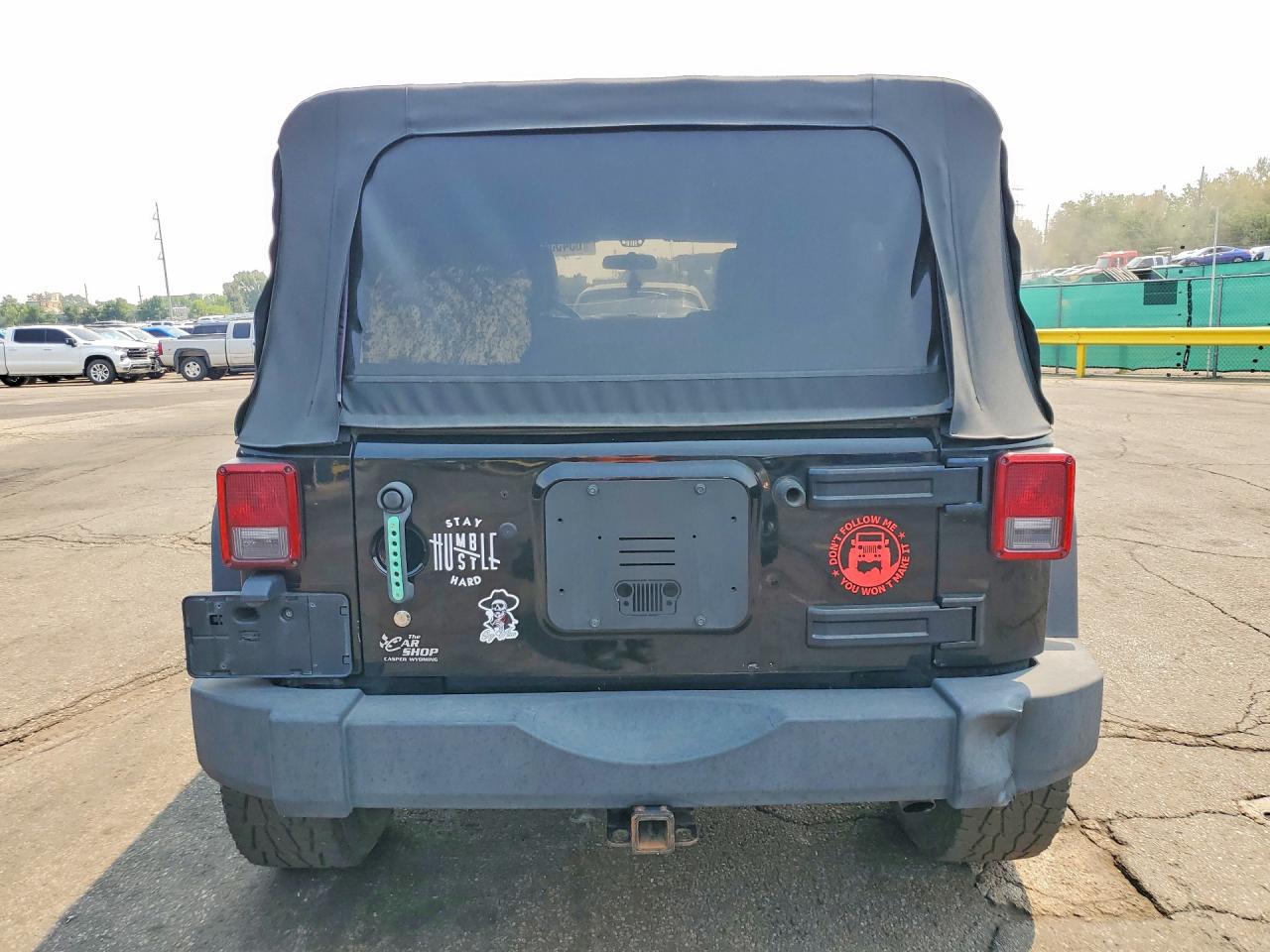 2011 Jeep Wrangler Unlimited Rubicon Black vin: 1J4HA6H10BL502437
