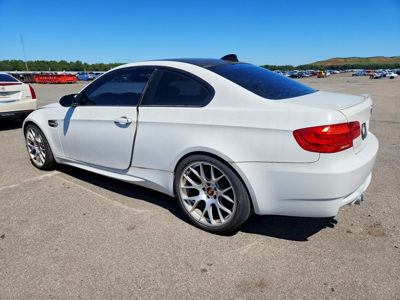 2008 Bmw M3 White vin: WBSWD93538PY42322