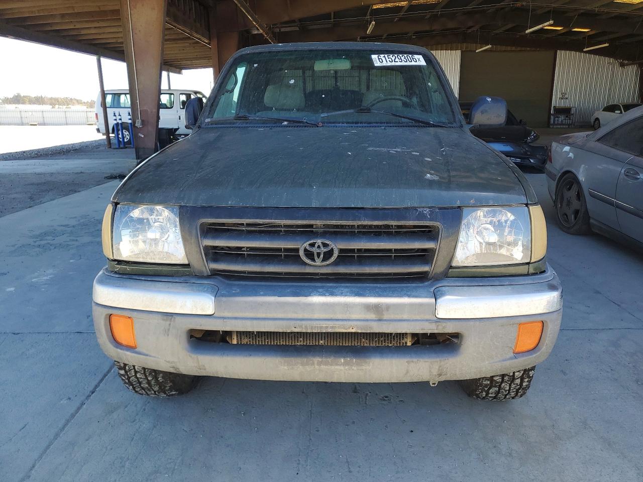 2000 Toyota Tacoma Xtracab Зеленый vin: 5TEWN72N1YZ691371