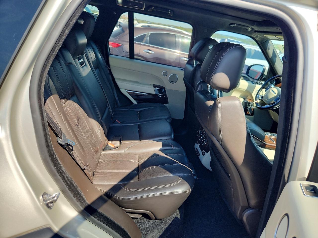 2014 Land Rover Range Rover Supercharged Beige vin: SALGS2EF8EA130569