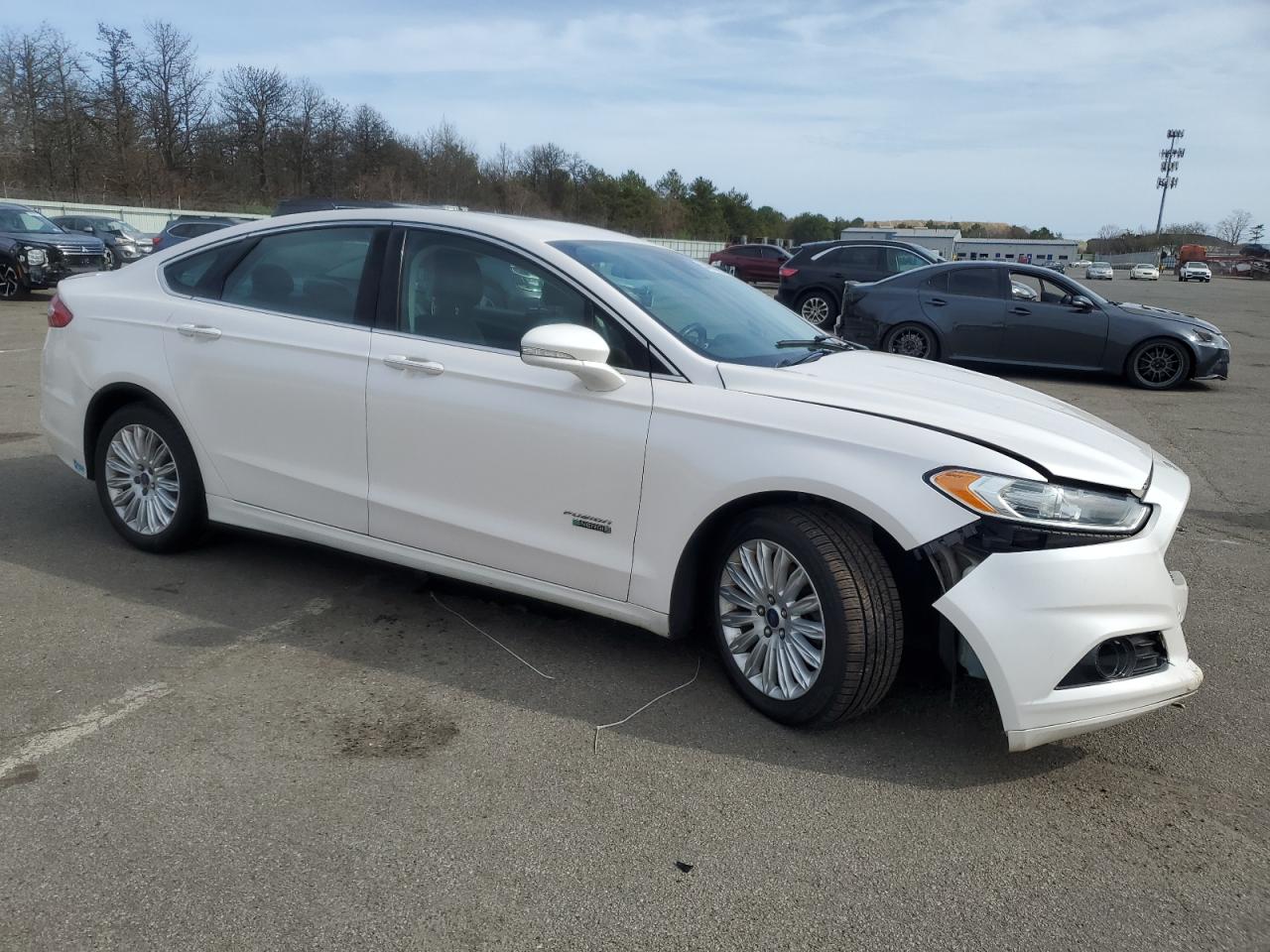 2014 Ford Fusion Titanium Phev Белый vin: 3FA6P0SU4ER382696