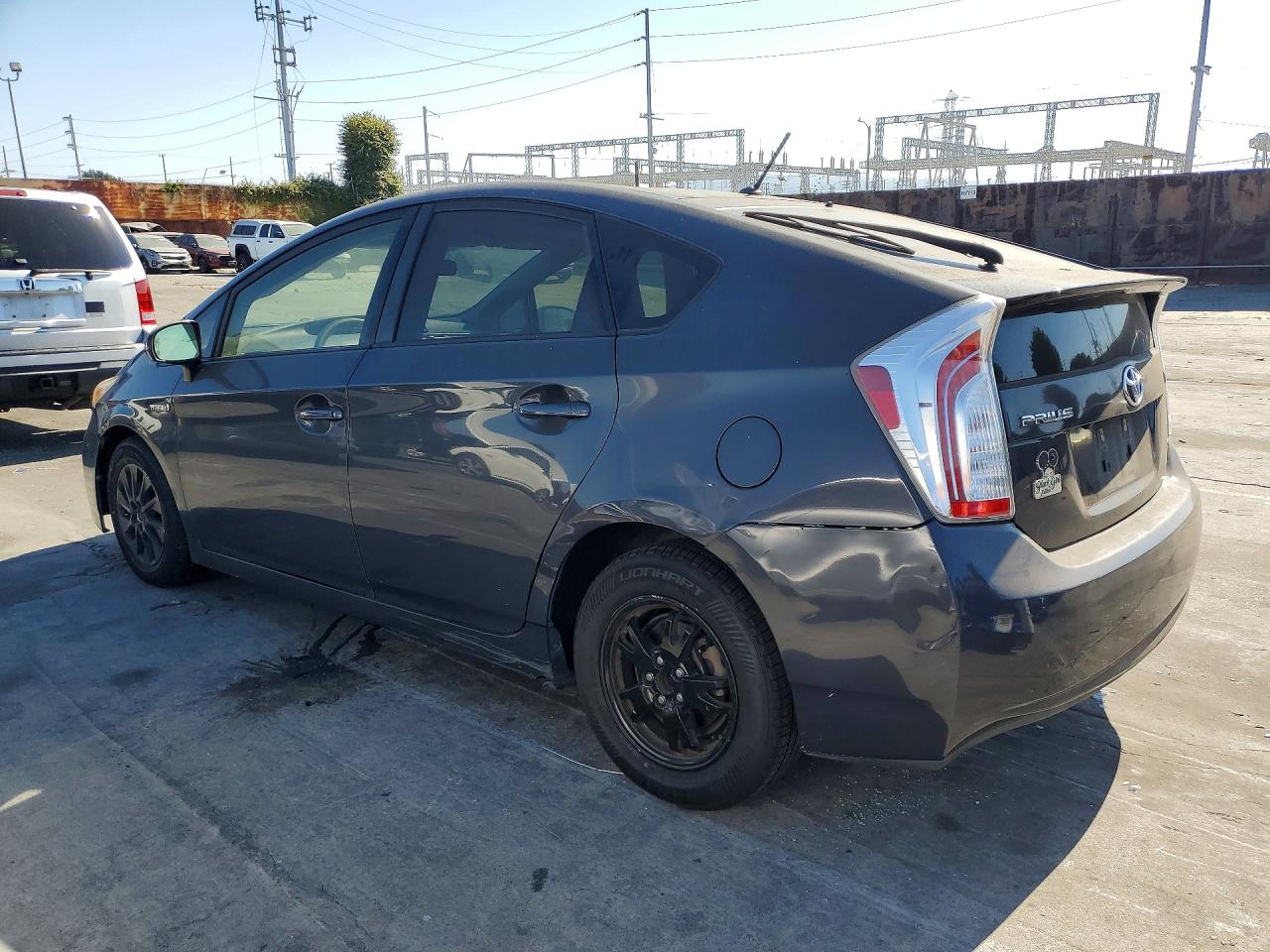 2015 Toyota Prius Two Gray vin: JTDKN3DU6F0479929