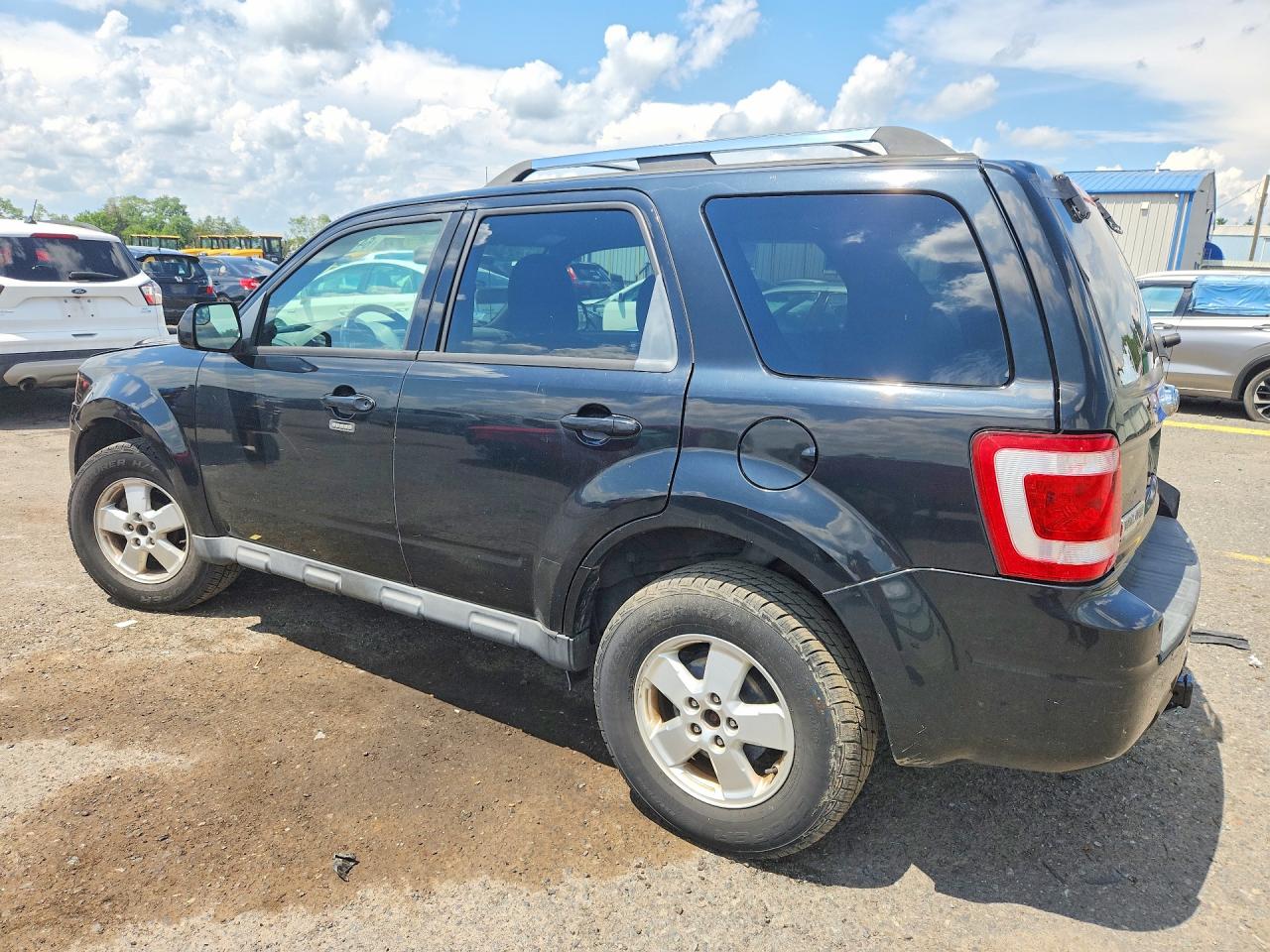 2010 Ford Escape Limited Черный vin: 1FMCU9EG5AKD11842