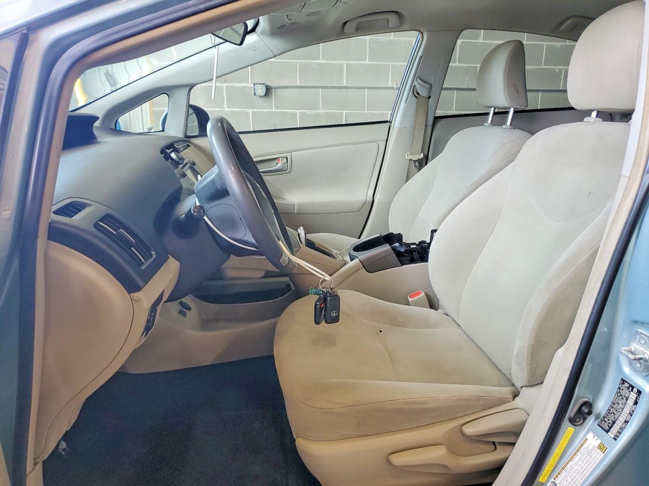 2015 Toyota Prius Two Teal vin: JTDKN3DU2F1963123