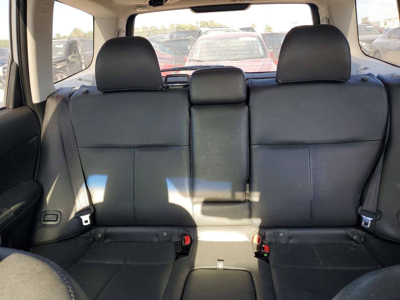 2012 Subaru Forester Limited Silver vin: JF2SHBEC7CH412911