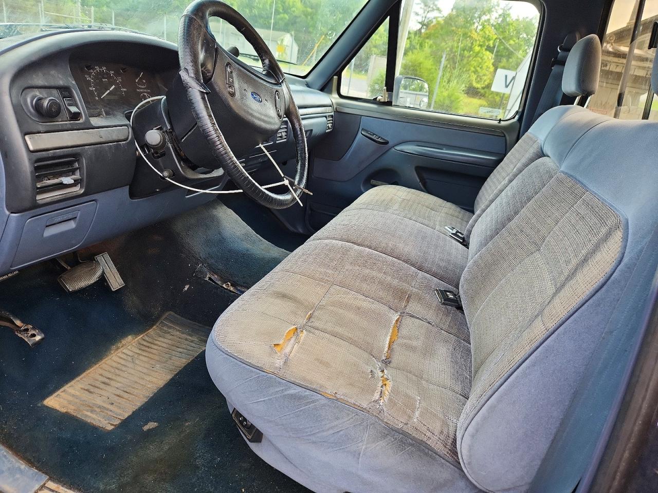 1993 Ford F150 Blue vin: 1FTDF15N3PLA47090