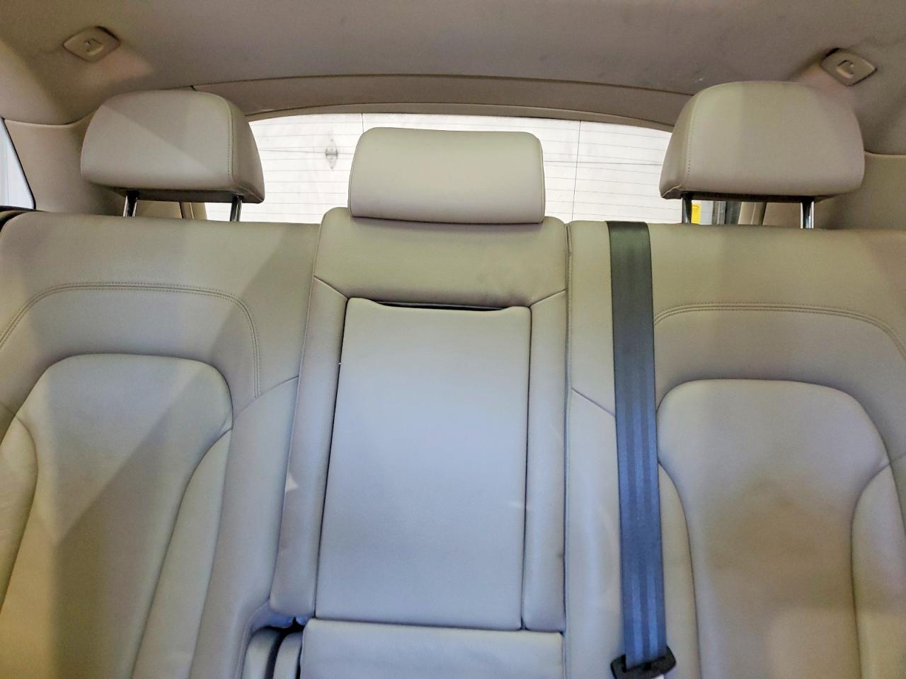 2013 Audi Q5 Premium Black vin: WA1CFBFPXDA051110