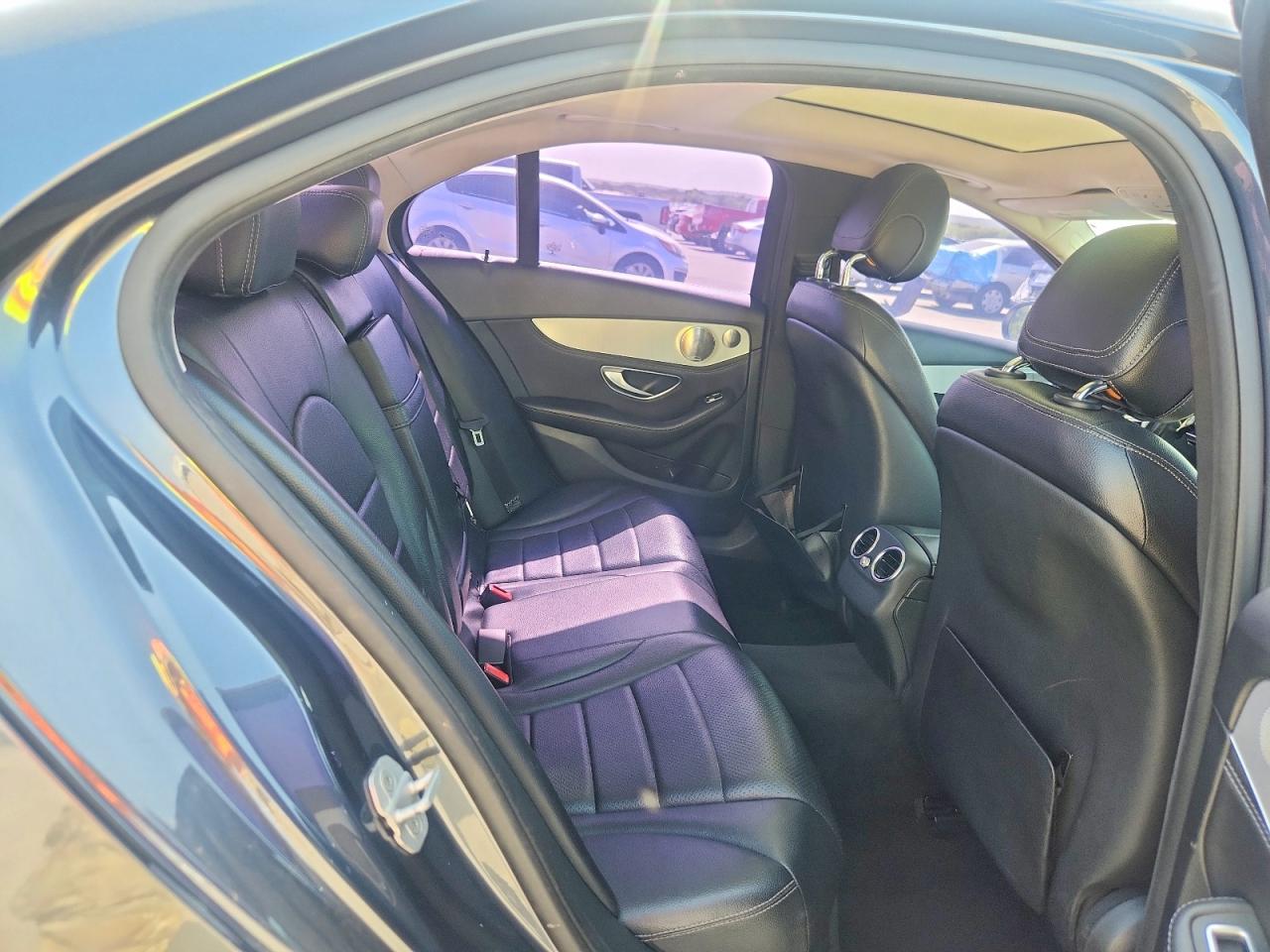 2015 Mercedes-benz C 300 Gray vin: 55SWF4JB0FU045285