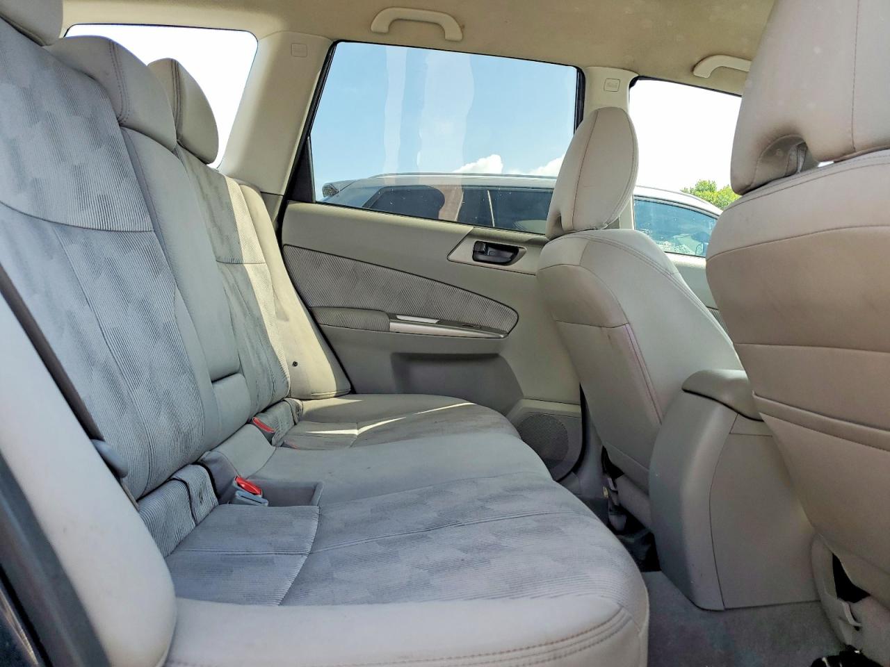2010 Subaru Forester 2.5x Blue vin: JF2SH6AC0AH758616