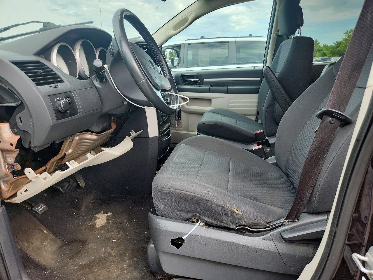 2010 Dodge Grand Caravan Hero Белый vin: 2D4RN3D19AR401540