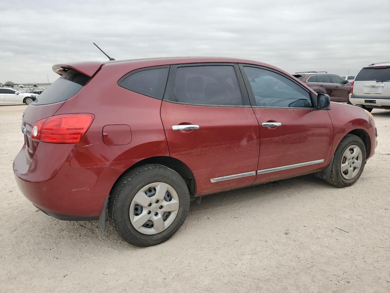 2011 Nissan Rogue S Red vin: JN8AS5MT5BW157852