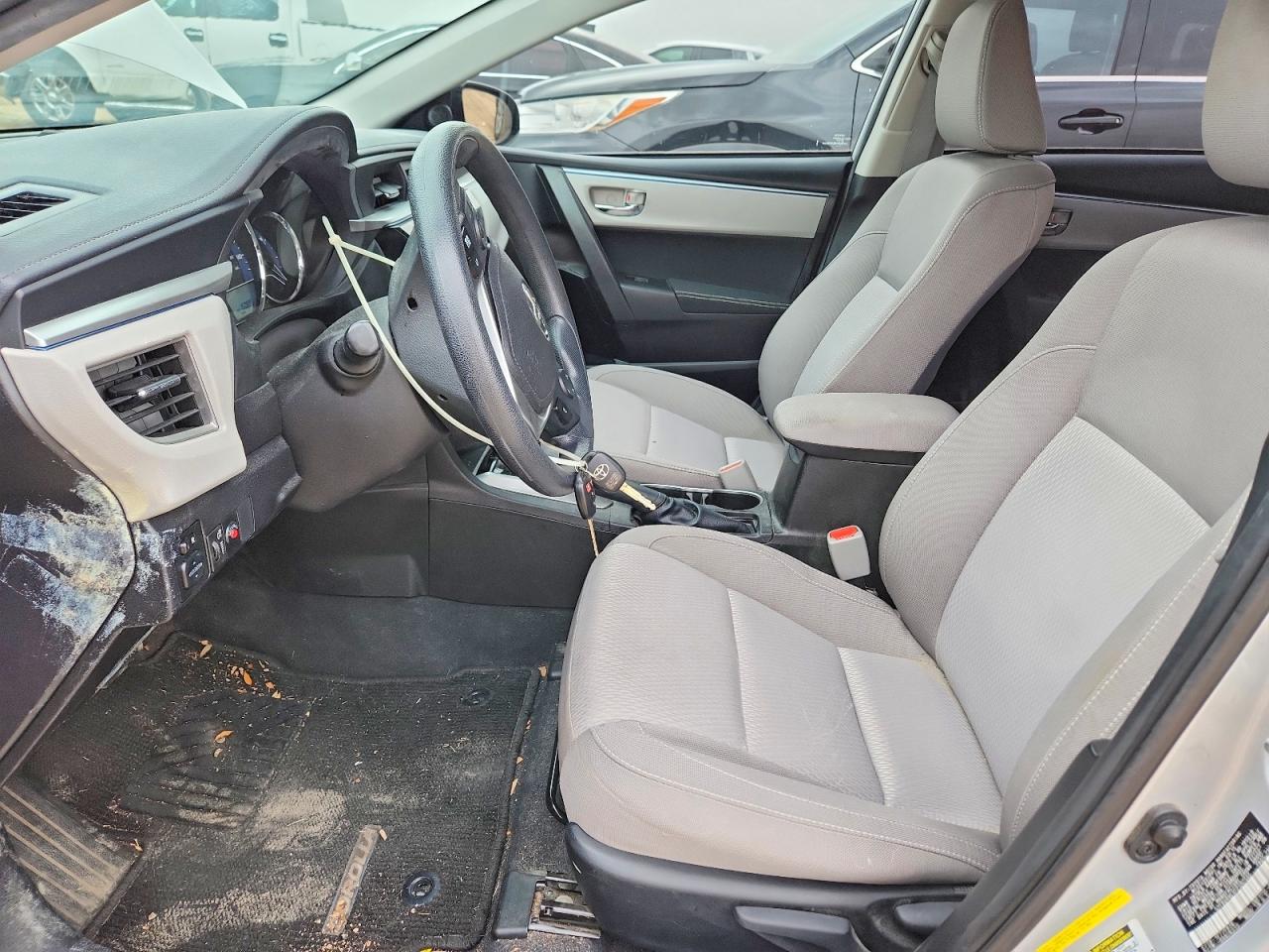 2015 Toyota Corolla Le Gray vin: 5YFBURHEXFP297505