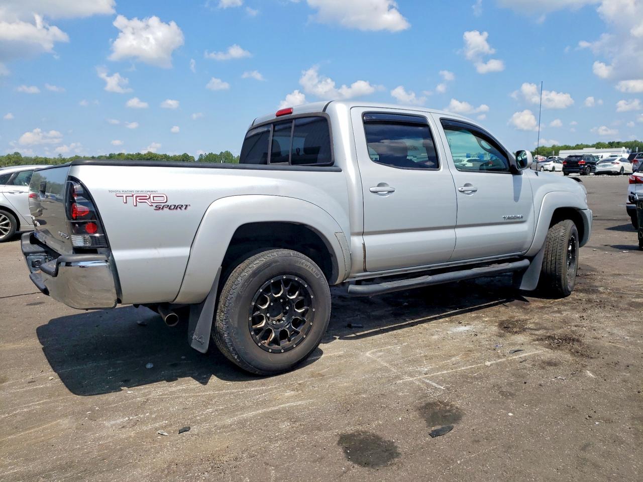 2007 Toyota Tacoma Double Cab Silver vin: 5TELU42N27Z402405