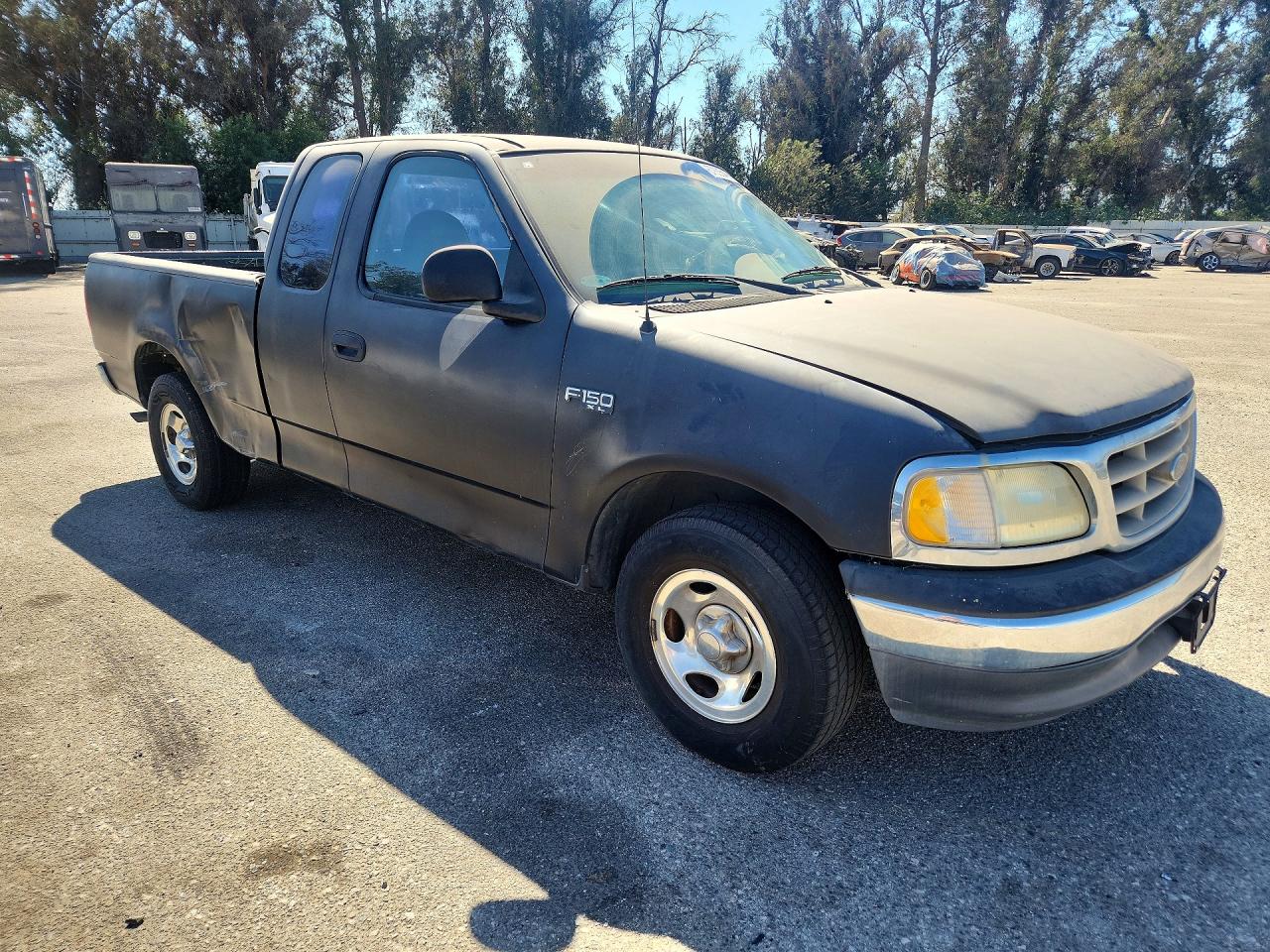 2001 Ford F150 Black vin: 1FTZX17261NB94537