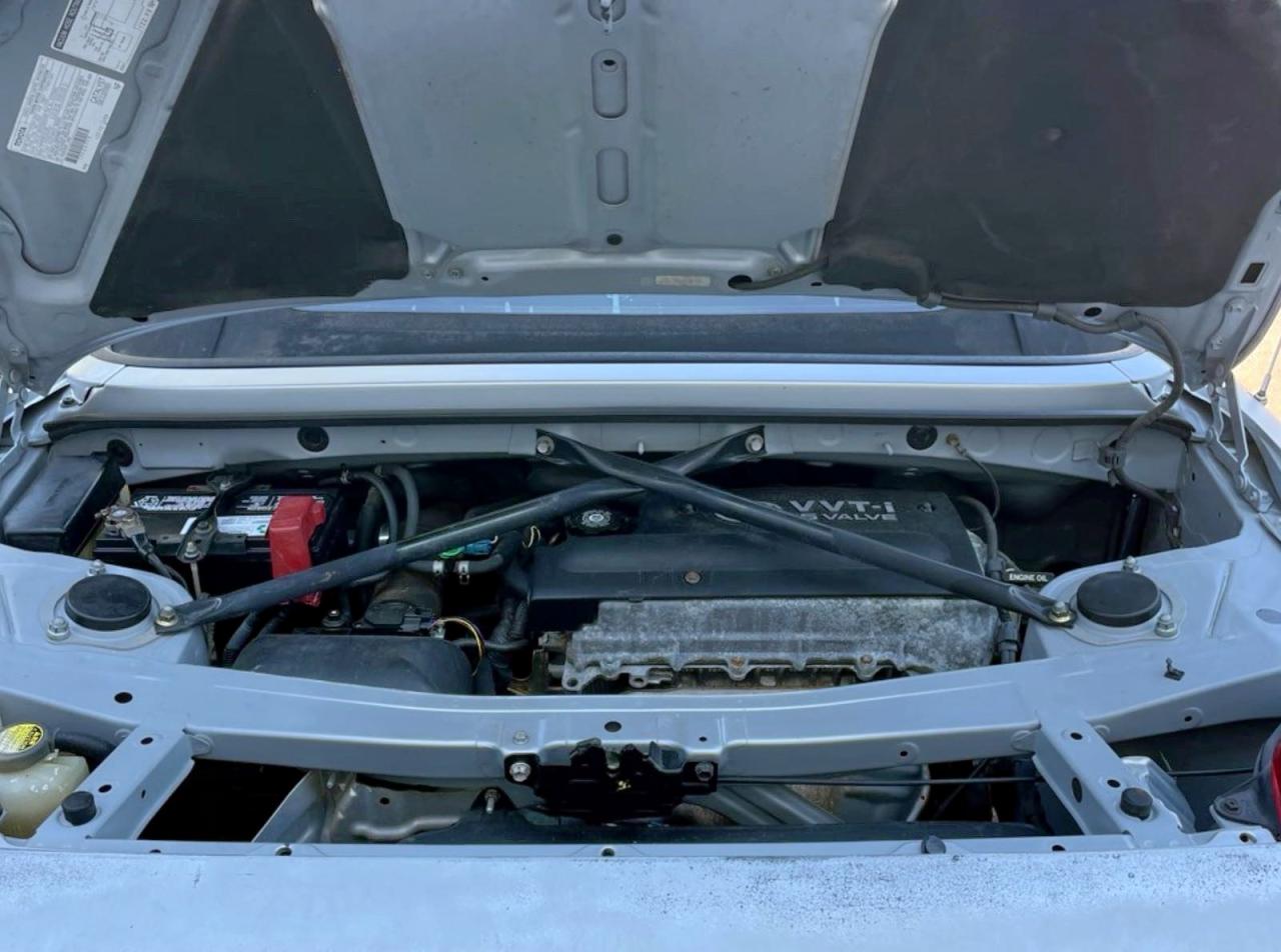 2000 Toyota Mr2 Spyder Silver vin: JTDFR3203Y0018812