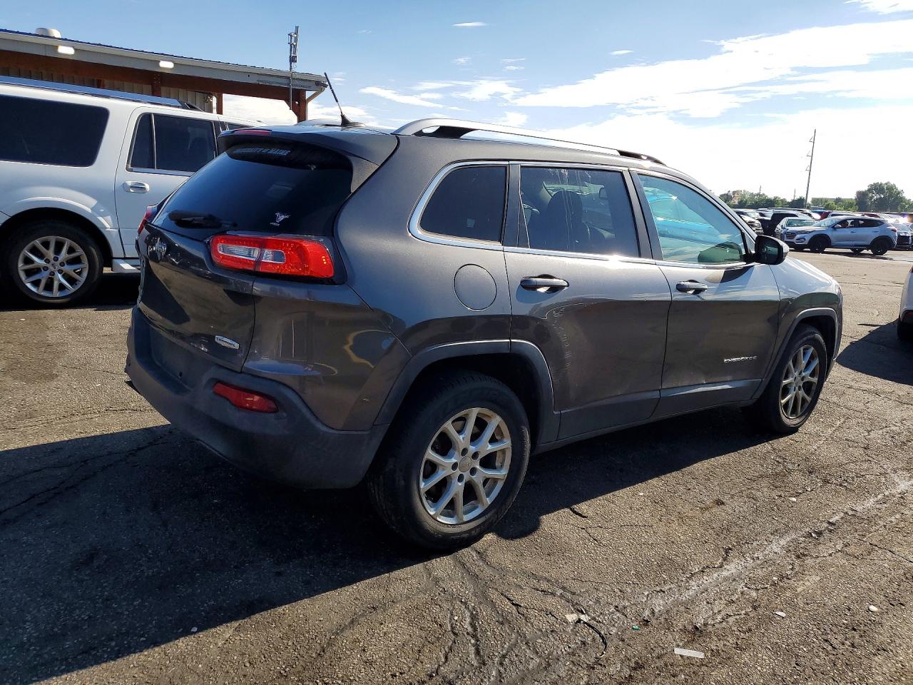 2014 Jeep Cherokee Latitude Gray vin: 1C4PJMCBXEW167714