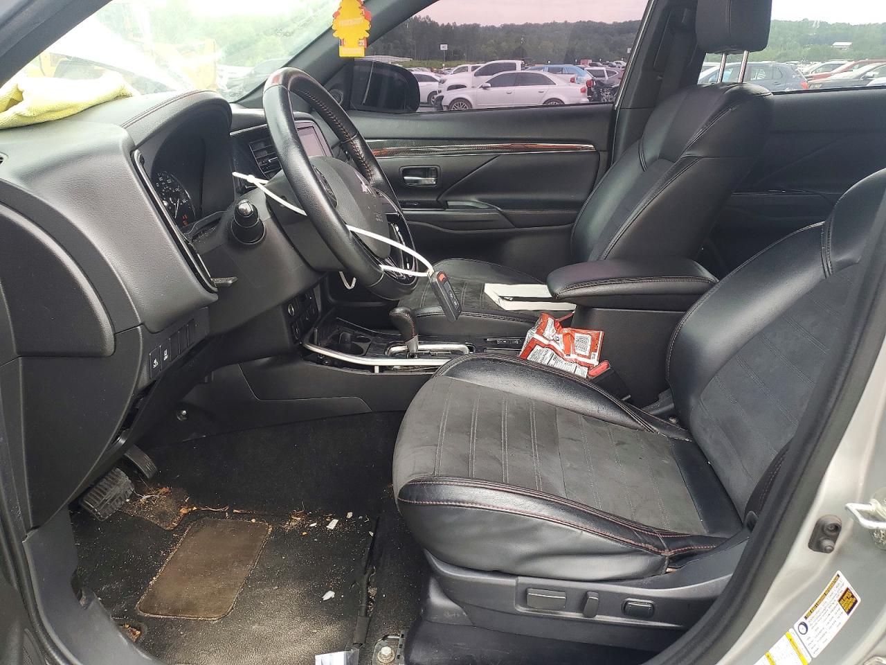 2020 Mitsubishi Outlander Se Серебряный vin: JA4AD3A35LZ006857