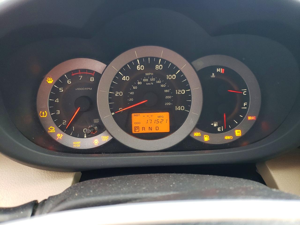2012 Toyota Rav4 Base White vin: 2T3BF4DV9CW197965