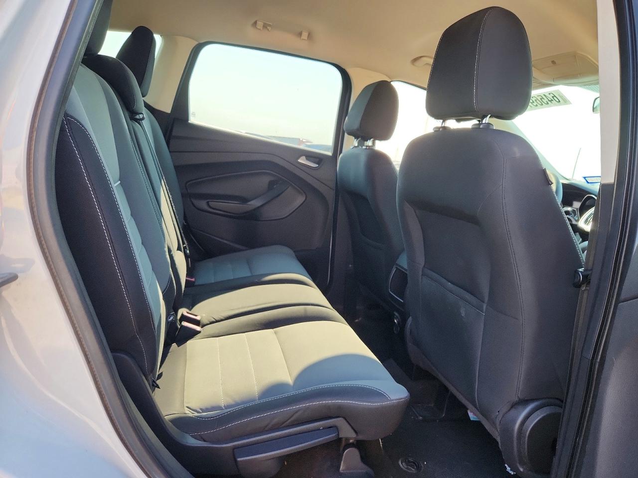 2013 Ford Escape Se Белый vin: 1FMCU0GX0DUC59246