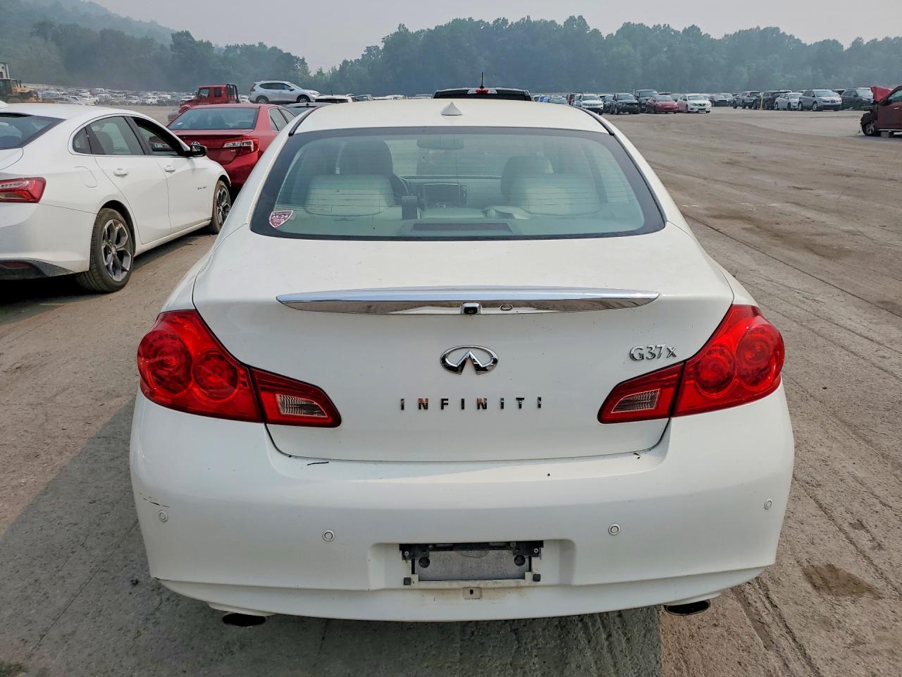 2011 Infiniti G37 Sedan X White vin: JN1CV6ARXBM351320