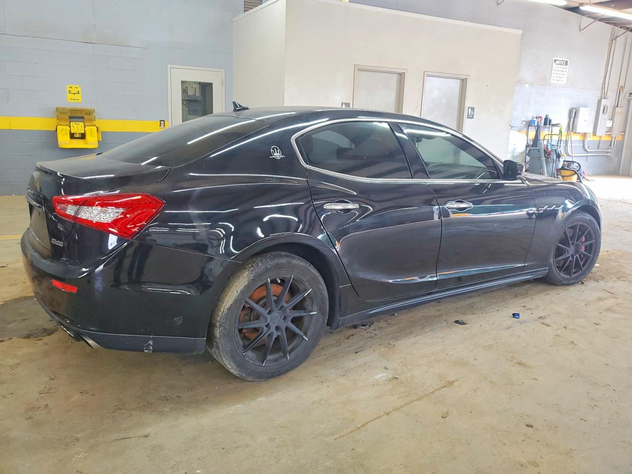 2014 Maserati Ghibli Black vin: ZAM57XSA4E1112149