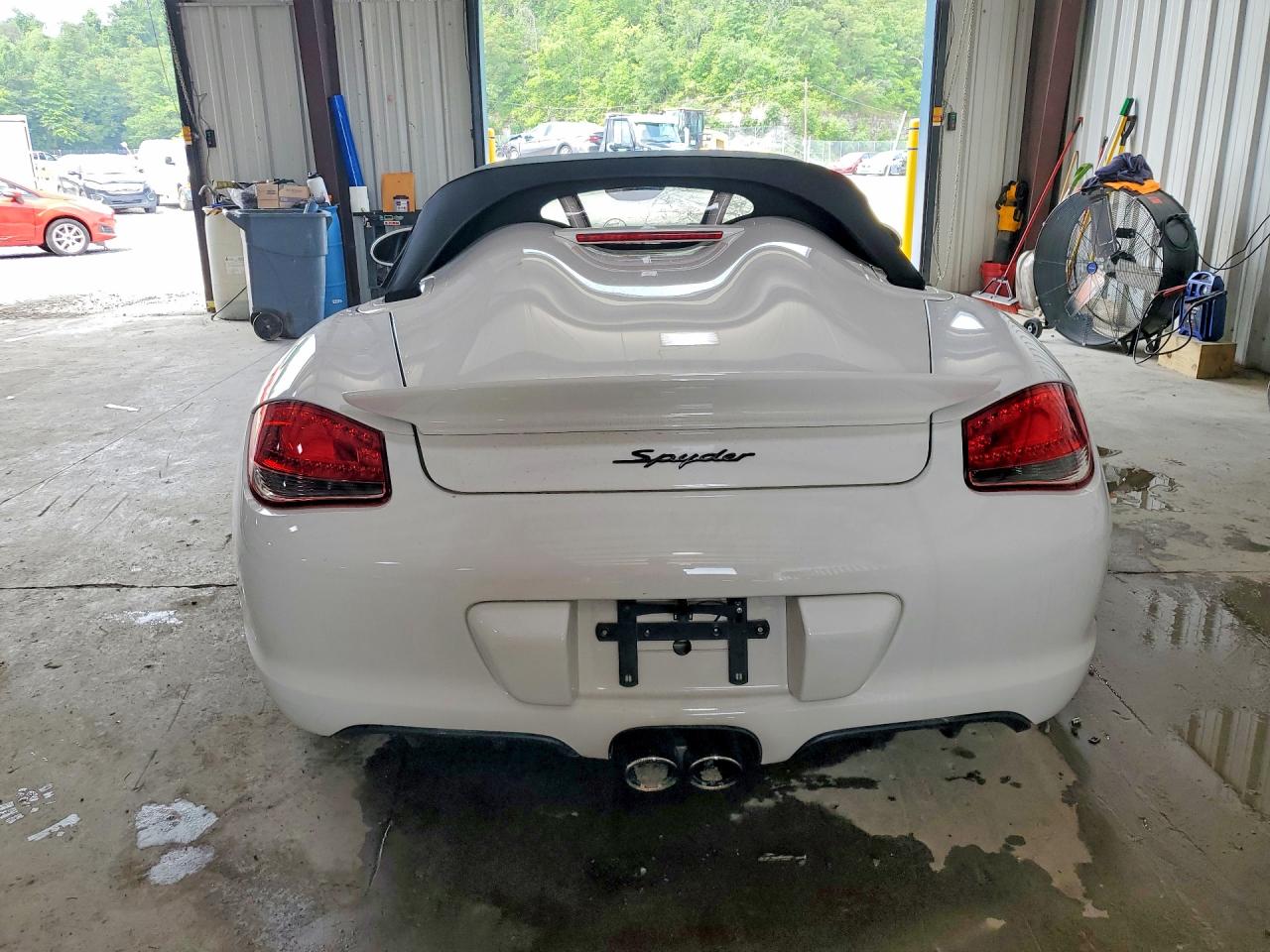 2011 Porsche Boxster S White vin: WP0CB2A83BS745730