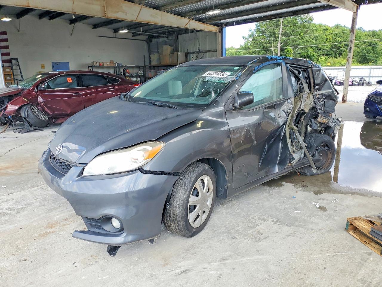 2011 Toyota Matrix Base Gray vin: 2T1KU4EE7BC739559