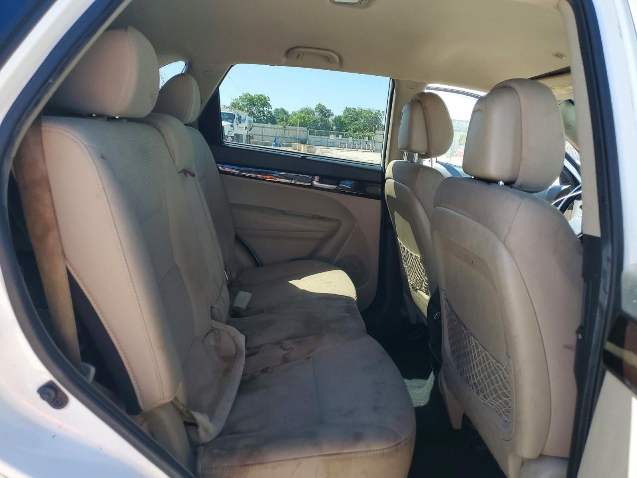 2014 Kia Sorento Lx White vin: 5XYKT3A64EG497057
