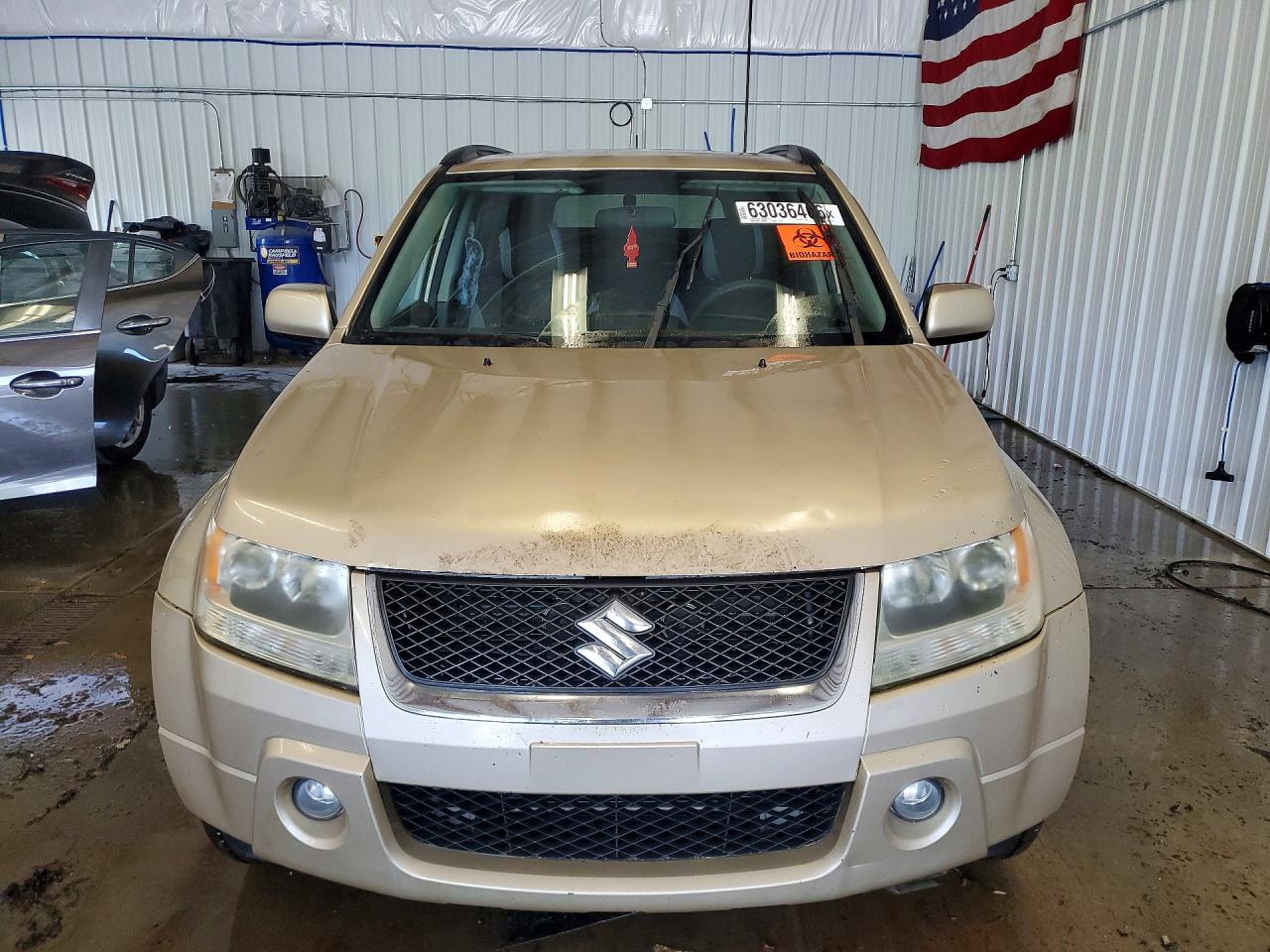 2008 Suzuki Grand Vitara Xsport Beige vin: JS3TD944484102104
