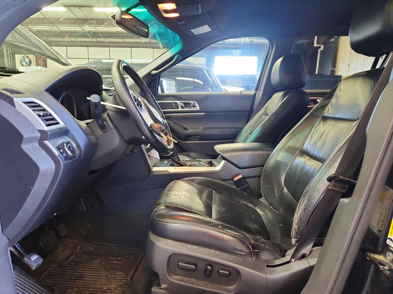 2011 Ford Explorer Xlt Black vin: 1FMHK8D84BGA58579