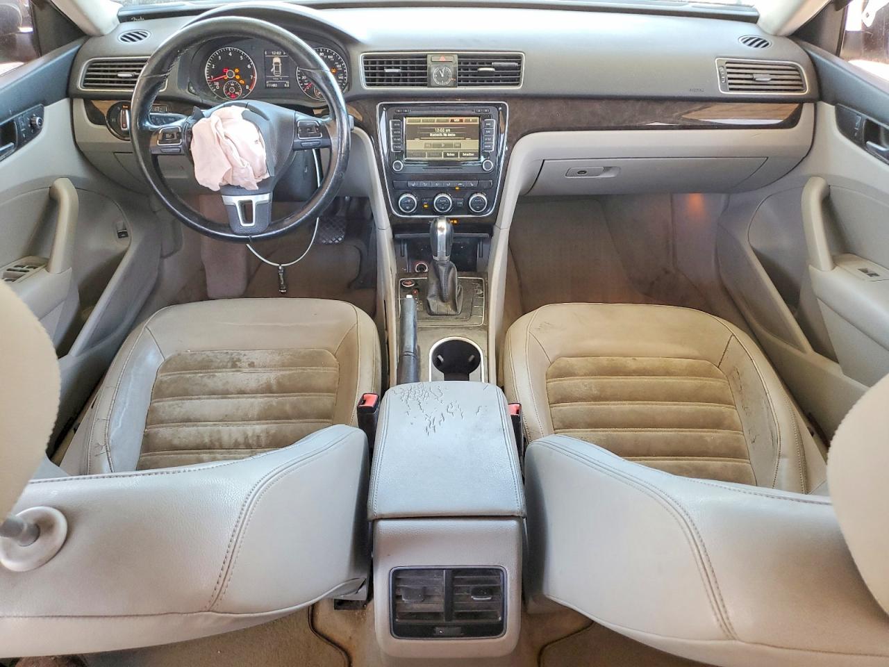 2014 Volkswagen Passat Sel Серый vin: 1VWCS7A37EC056397