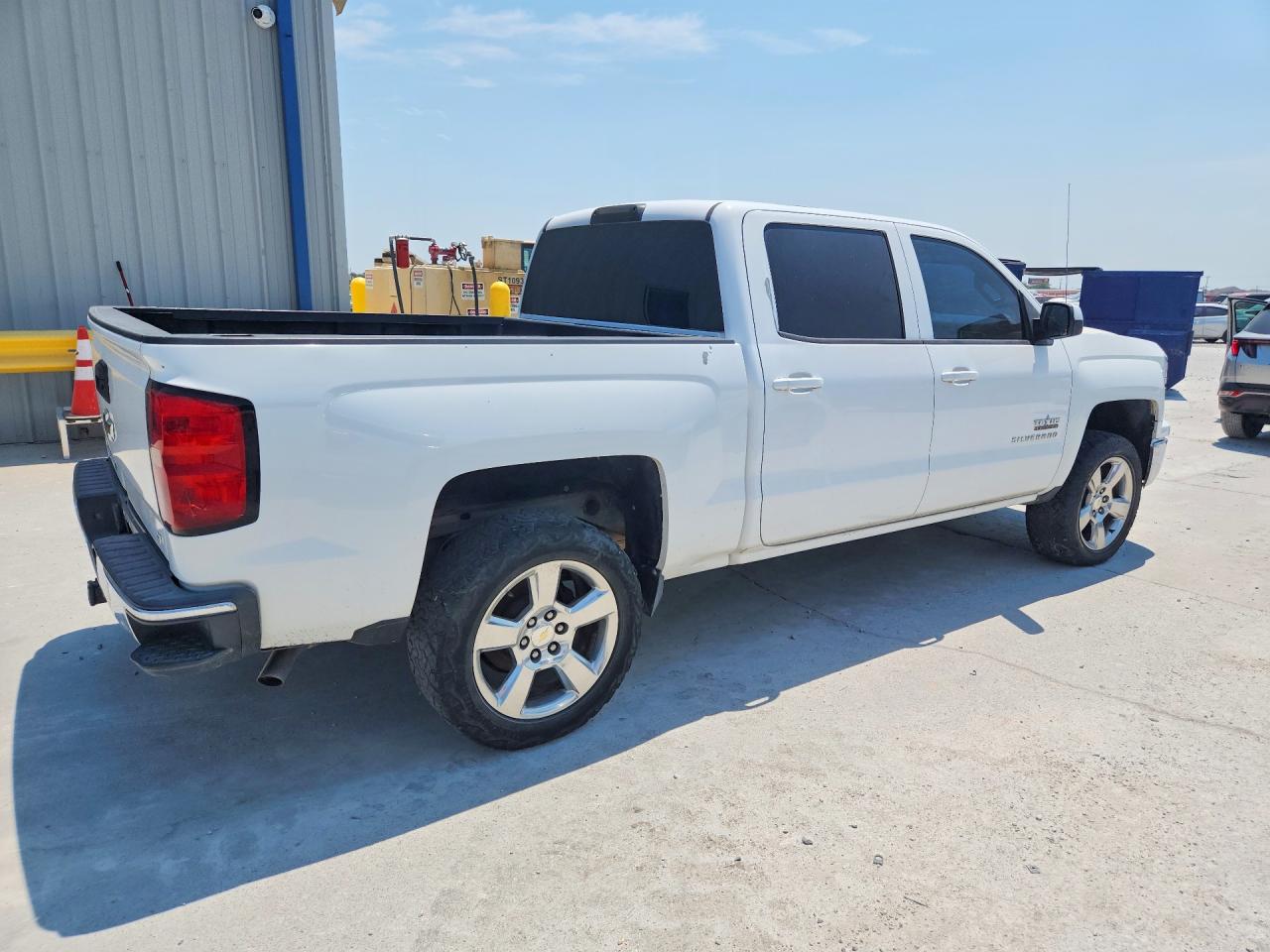 2014 Chevrolet Silverado C1500 Lt White vin: 3GCPCREC8EG127210