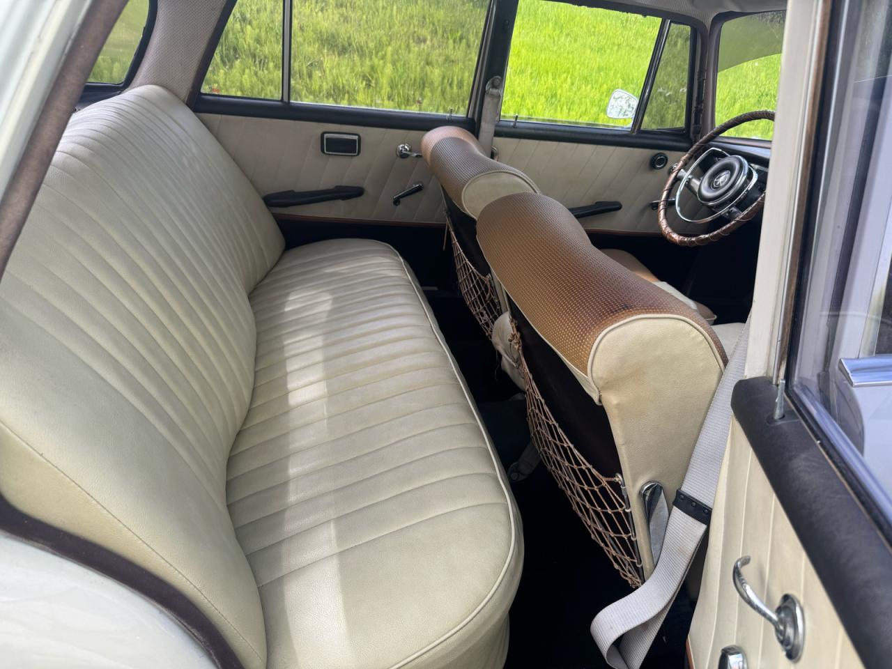 1965 Mercedes Benz 190 Белый vin: 11001010128181