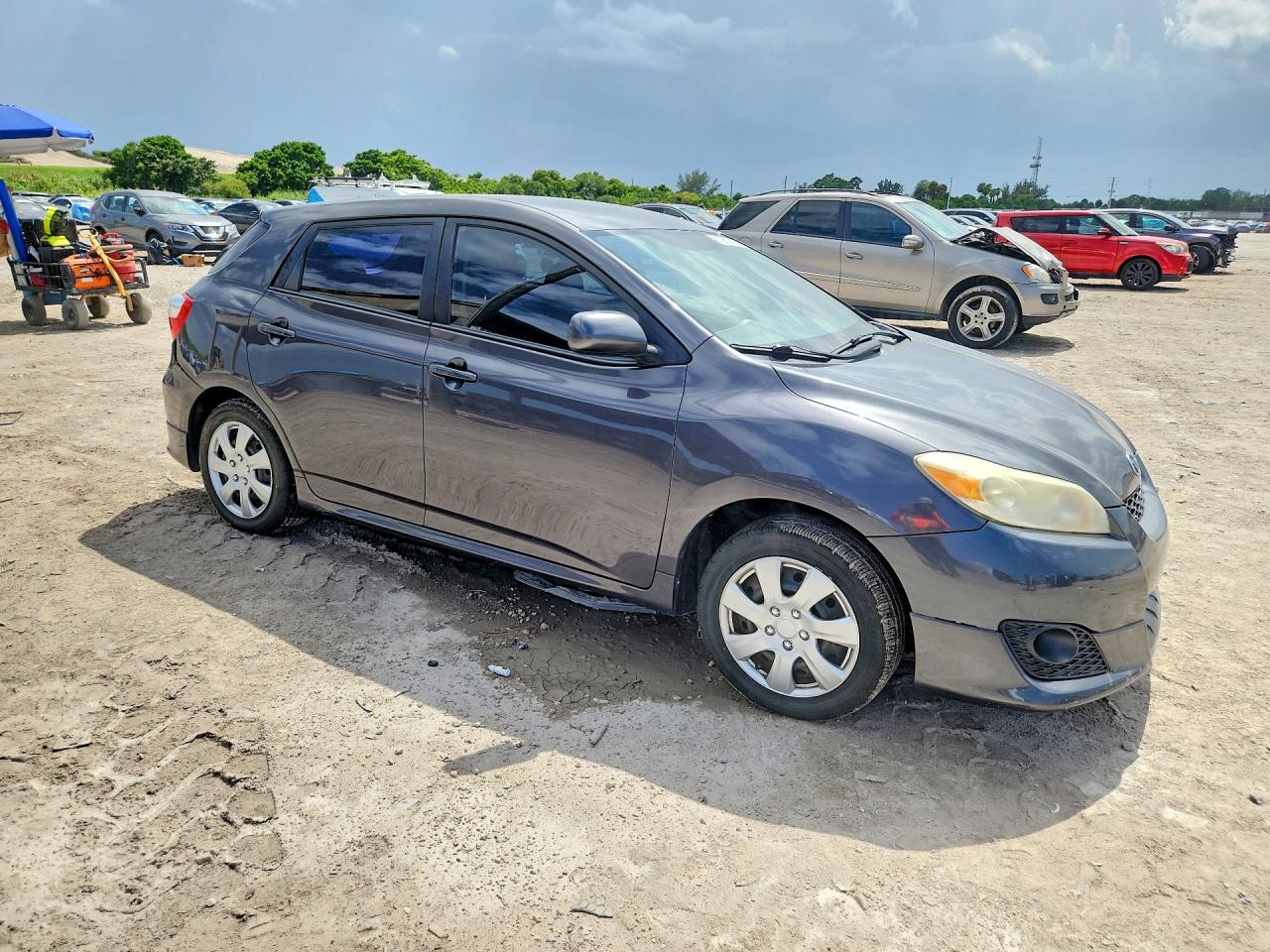2009 Toyota Matrix Base Gray vin: 2T1KU40E99C165452